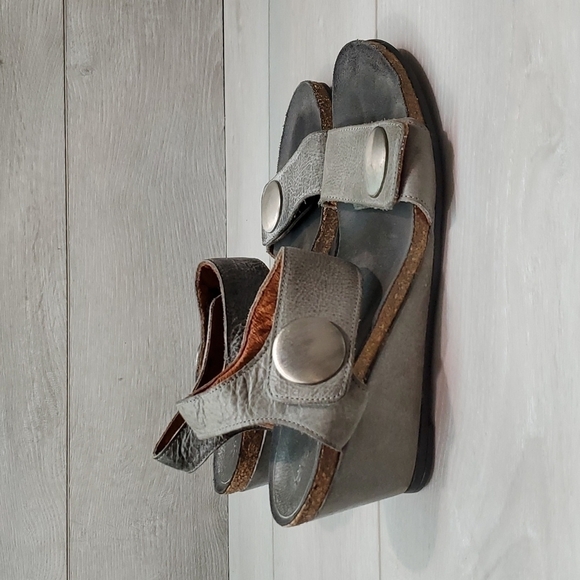 Taos Womens Carousel 3 Comfort Hook&loop Wedge Leather Sandals shoes 39/8-8.5 - Picture 2 of 14